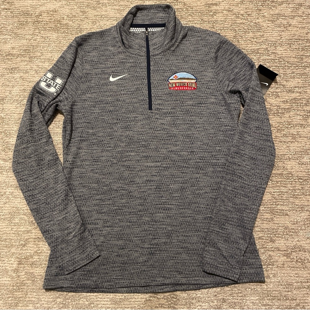 Nike Utah State Aggies 1/4 Zip Pullover Women’s Size L New Mexico Bowl Dri-Fit